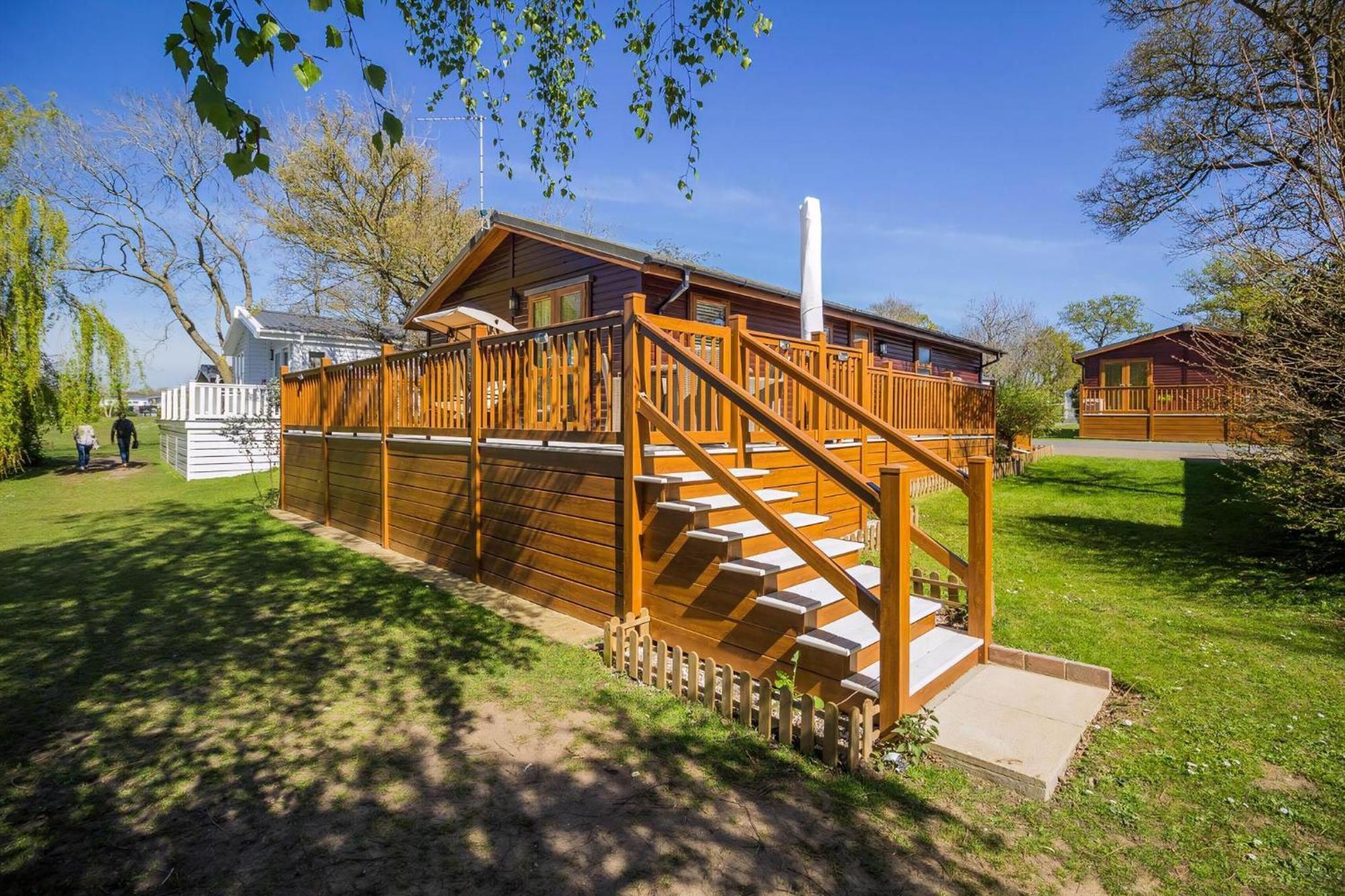 Stunning Lodge With Free Wifi For Hire At Carlton Meres In Suffolk Ref 60013M 삭스먼덤 외부 사진